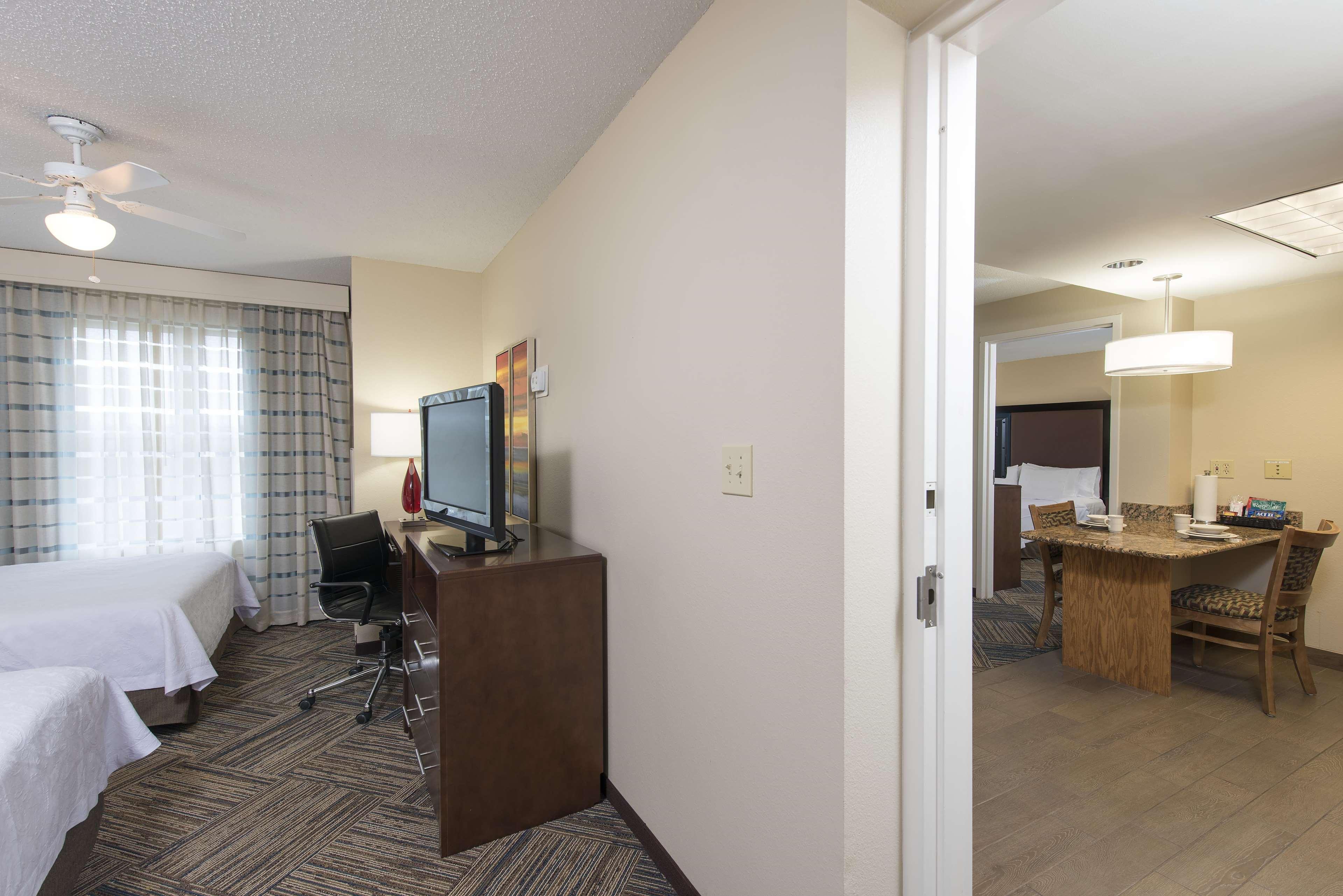 Homewood Suites Columbus - Airport Exterior photo
